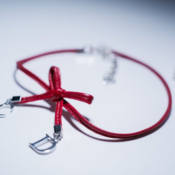 Christian Dior Logo Bow Choker - Picture 2 of 7